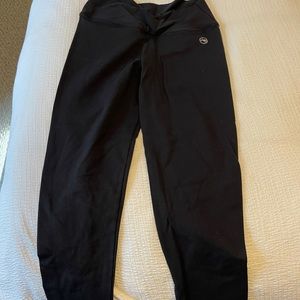 Abs2b black scrunch booty leggings